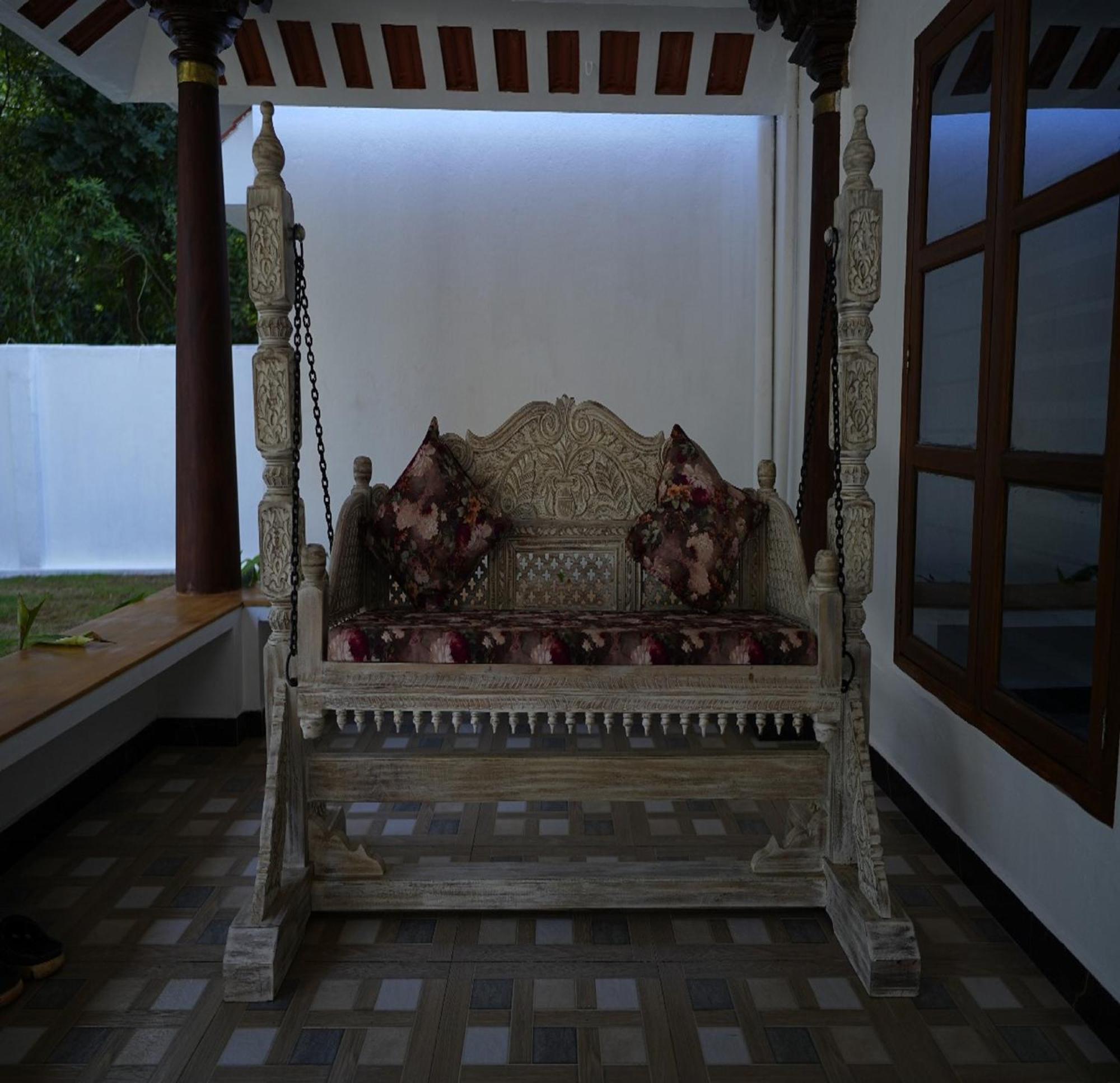 Courtyard Castle Heritage Resort Pondicherry Exterior foto
