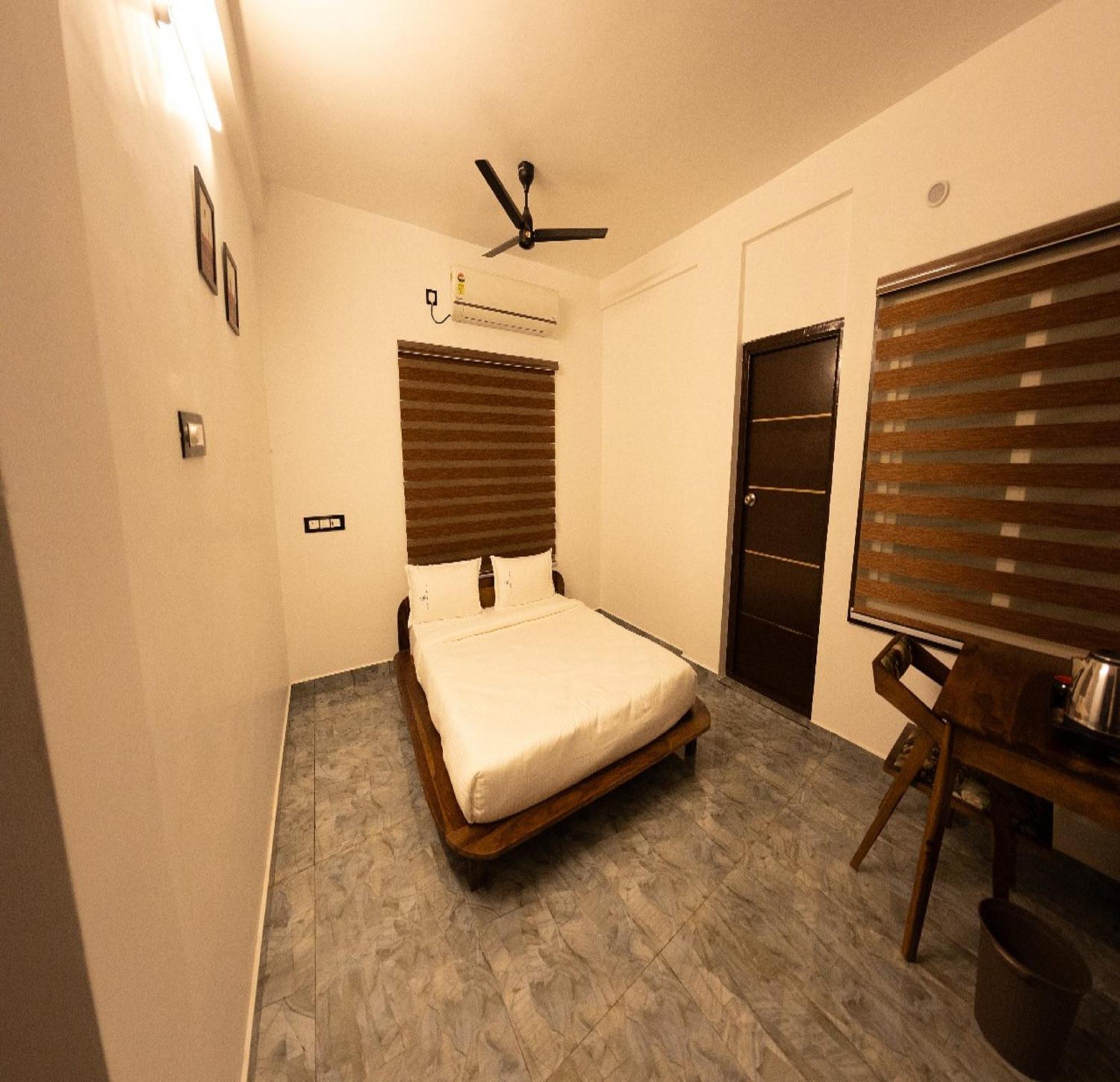 Courtyard Castle Heritage Resort Pondicherry Exterior foto