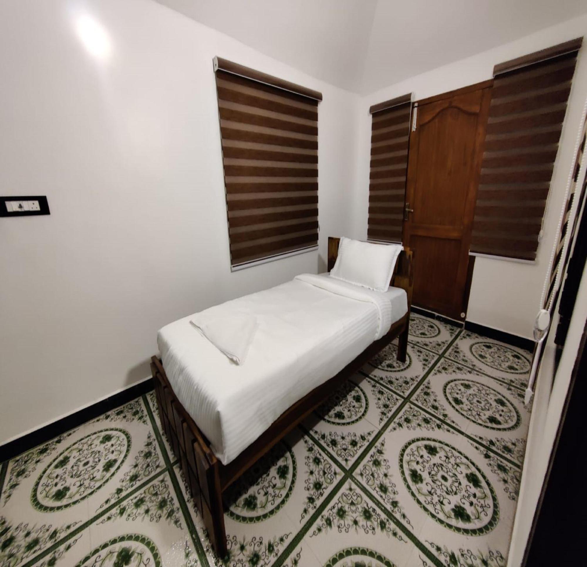 Courtyard Castle Heritage Resort Pondicherry Exterior foto